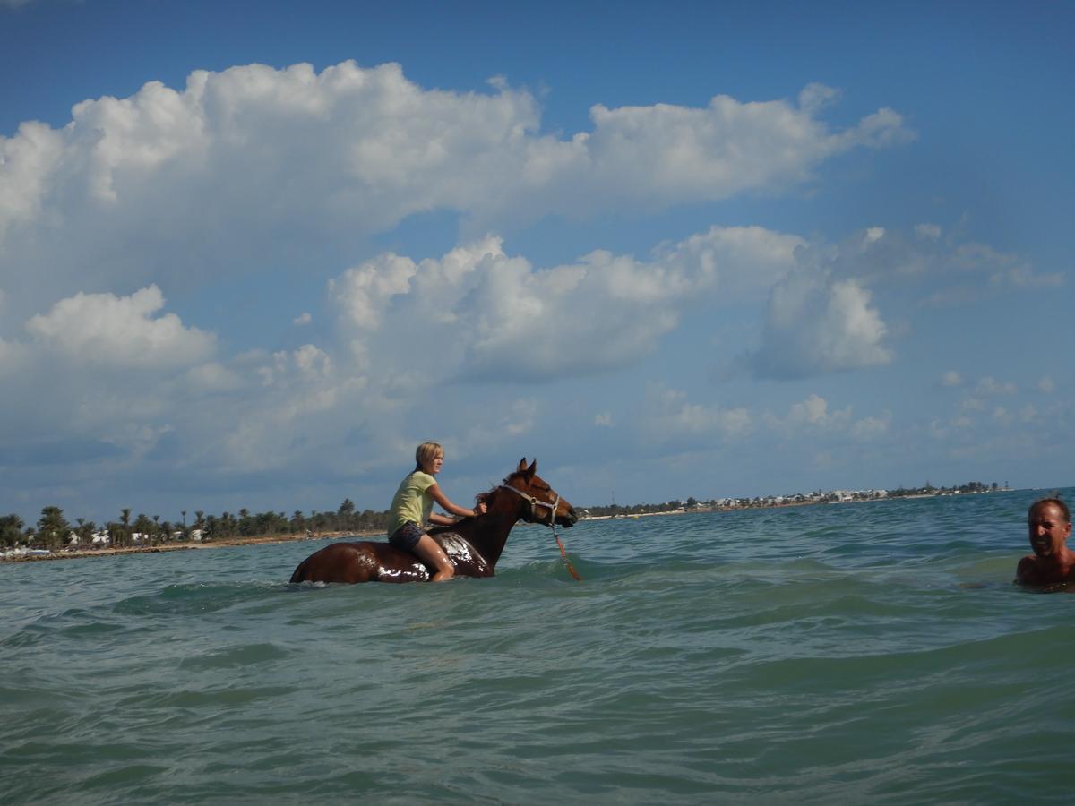 Menzel Churasco Djerba Aghīr Exteriér fotografie