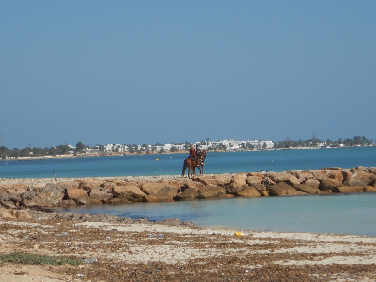 Menzel Churasco Djerba Aghīr Exteriér fotografie